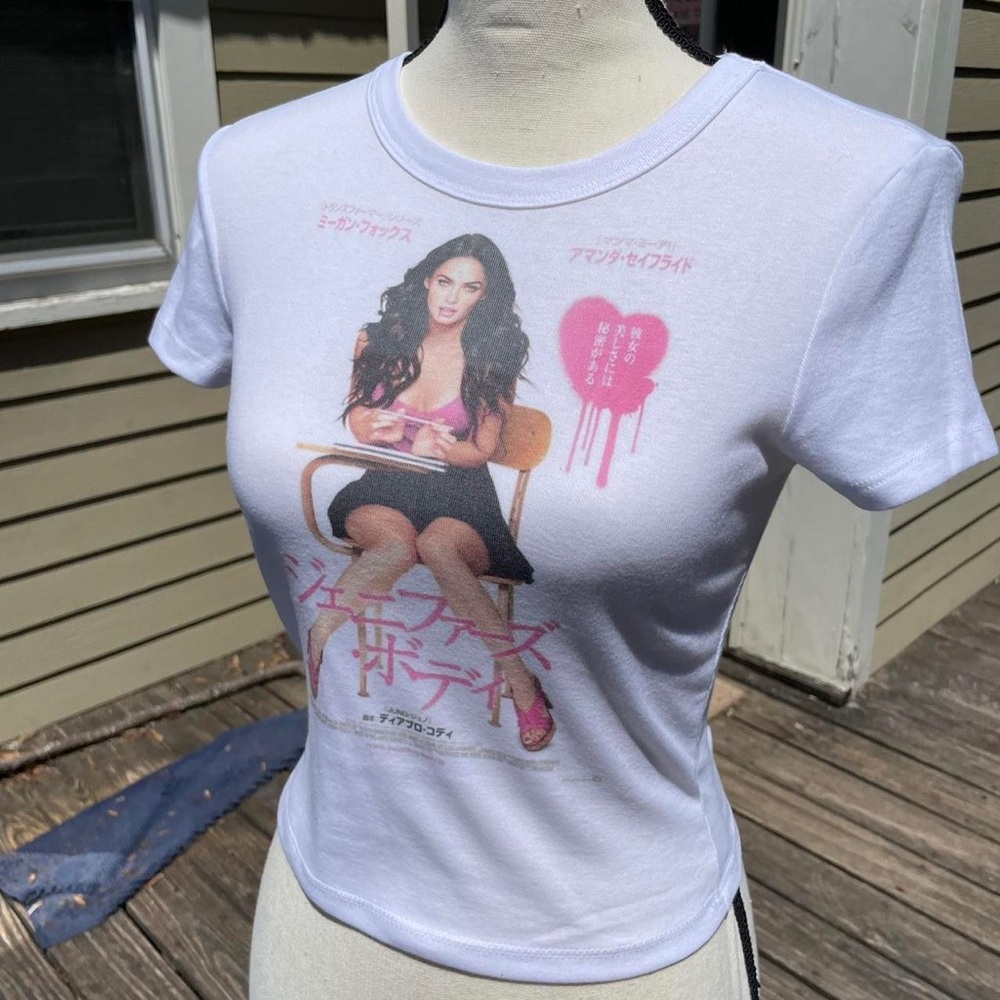 Jennifers Body Megan Fox Japanese Film Poster cropped baby tee 💗 made to order 💗 - Picture 5 of 6